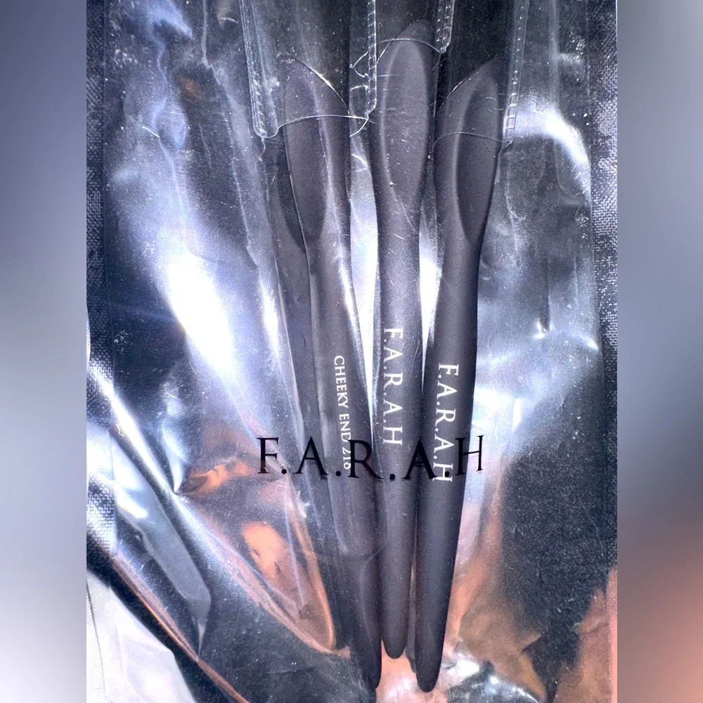 3 piece make up brushes